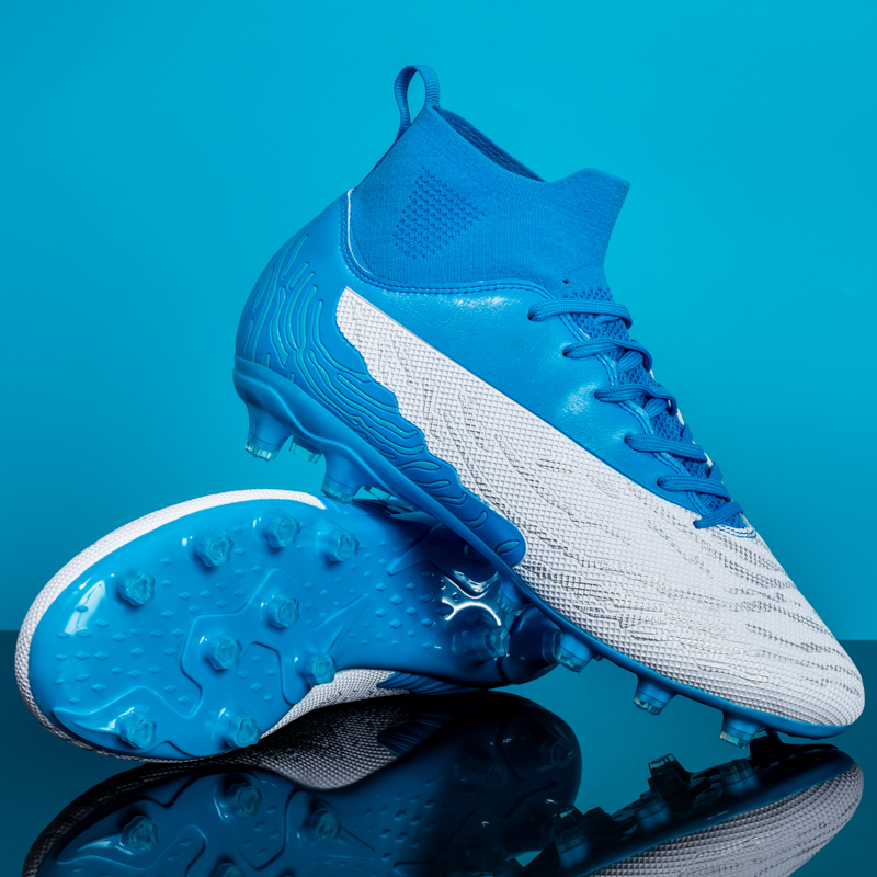 New Men's Soccer Shoes Training Football Boots Training Match Sport Sneakers High-top Ultra-light Non-slip Hot-selling Students