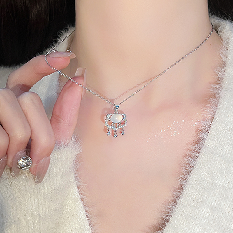Women's Fashionable Stainless Steel Necklace Featuring Traditional Chinese Designs of Clouds & Peaceful Locks
