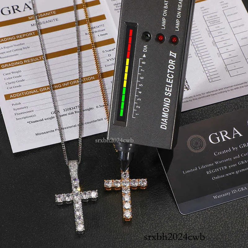 Fine Jewelry Sterg Sier Pass Dia Tester 5mm Vvs Moissanite Classic Cross Pendant Necklace for Men Women