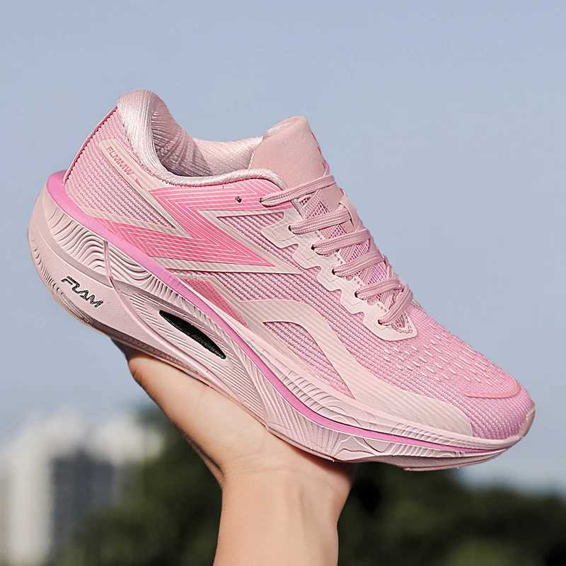 Couple Running Shoes Luxury Design Outdoor Sports Cushioning Casual Walking Shoes Mesh Breathable Tennis Shoes for Men and WomenC250304