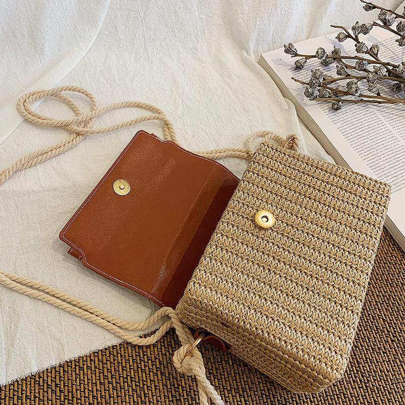 2025S designer Designer Handbags: Patchwork Crossbody Bag Fashionable Straw Handbags Women Stylish PU Leather Accent Lightweight Texture Beach Bag for