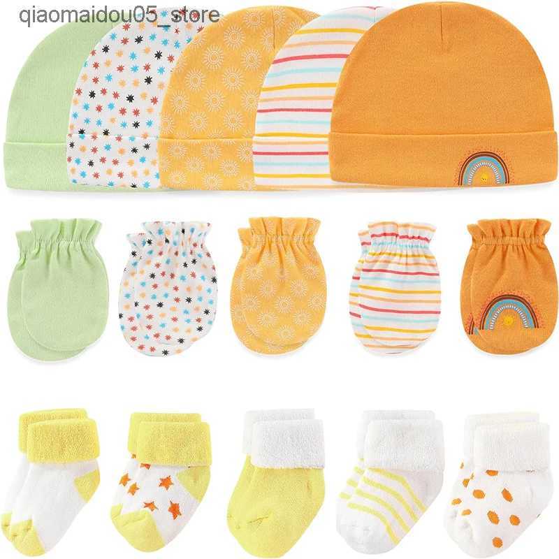 Kids Socks 15 Newborn Boys and Girls Wearing 100% Cotton Gloves+Hat+Socks Set Baby Supplies Cartoon Accessories 0-12M Solid Color Q240413