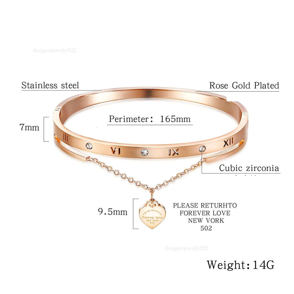 Fashion designer beautiful sparkg dia zircon heart charms bangle bracelet for woman girls 17 cm rose gold titanium steel