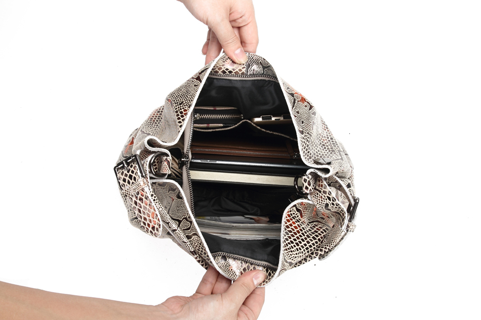 Female Genuine Shoulder Bags New Serpentine Emed Shiny Cross Body Real Cow Leather Handbags Women Gl08 Genuine Leather Serpentine BagVoyage