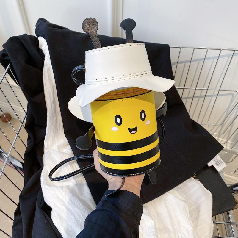Drawstring Bag Women's Bucket Fashion Cute Bee Shoulder Crossbody Internet Ins Mobile Phone 9016 zhanyishengli