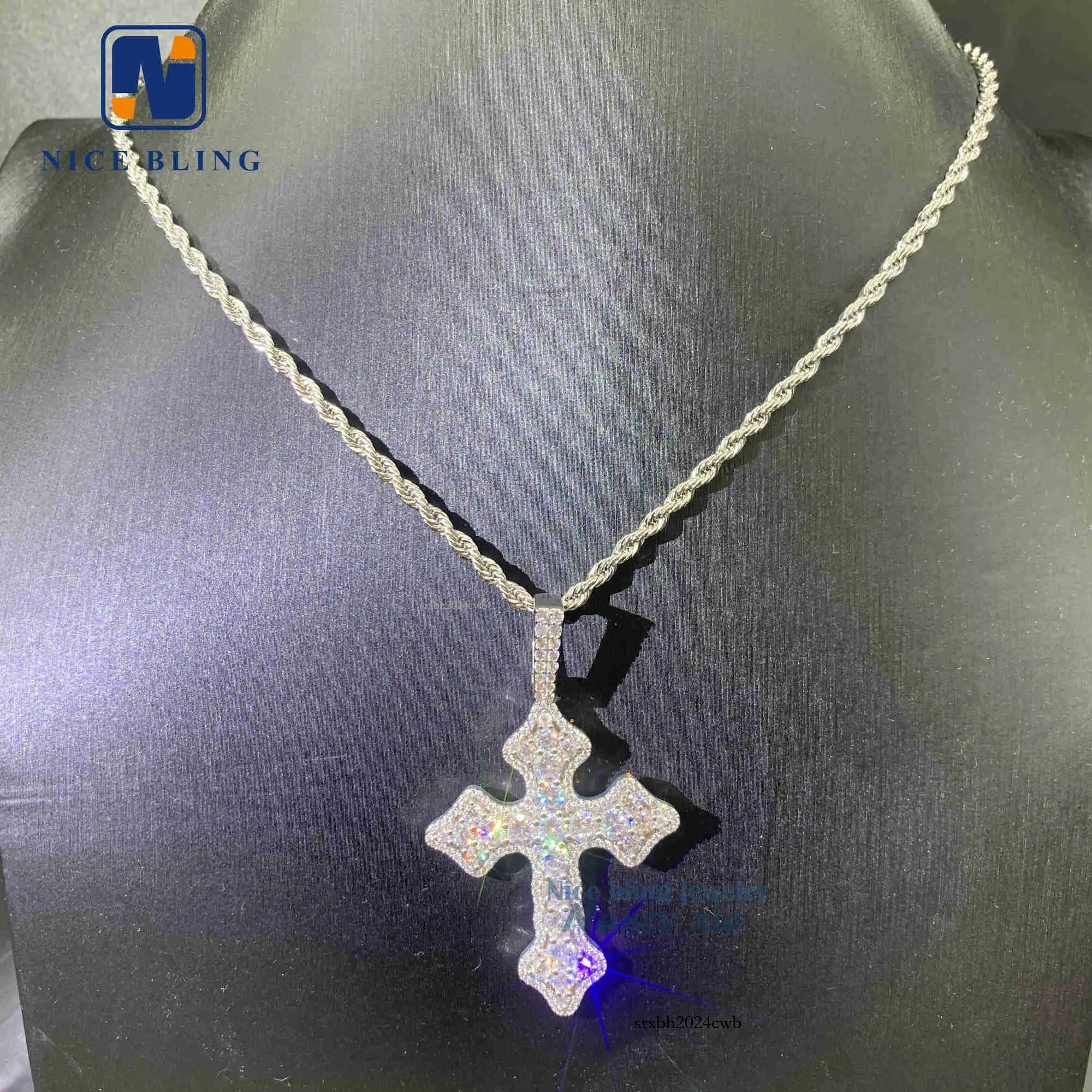 Men Hip Hop Jewelry Personalized Custom VVS Moissanite Iced Out Sterg Sier Rapper cross Pendant