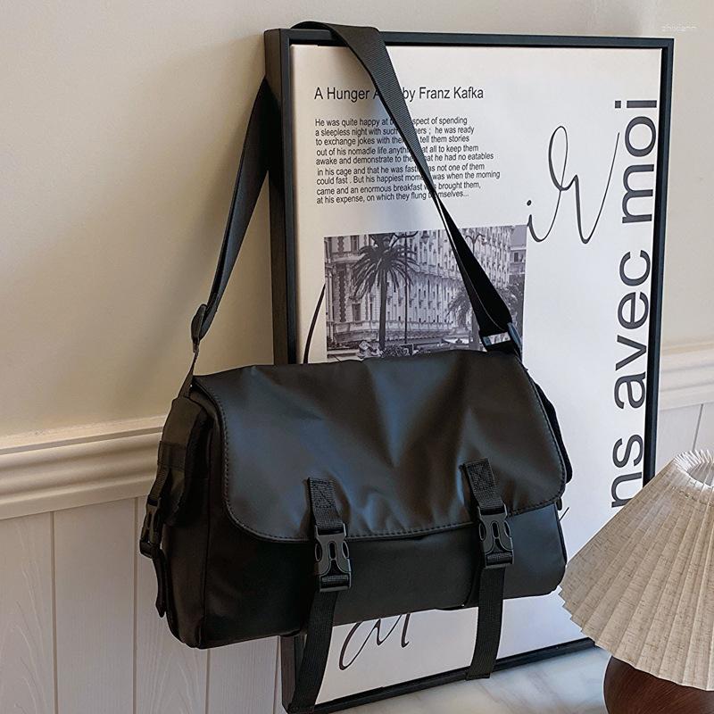 Totes Fashion Cool Casual Crossbody Bag Shoulder All-match Niche Messenger Waterproof Toog Style Small zhanyishengli
