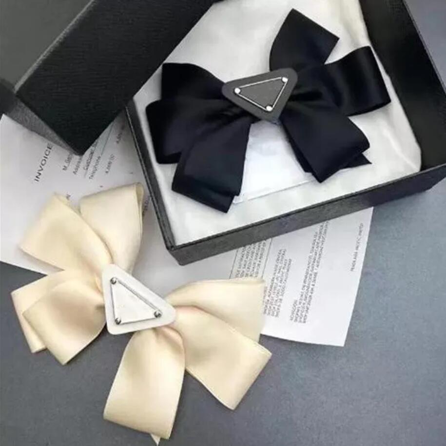 Hair Clips Barrettes Fashion Bowknot Hair Clip Triangle Letters Women Girls Barrettes Luxury Designer headwear Hairpin Hairclip Hair Accessories Christmas Gift