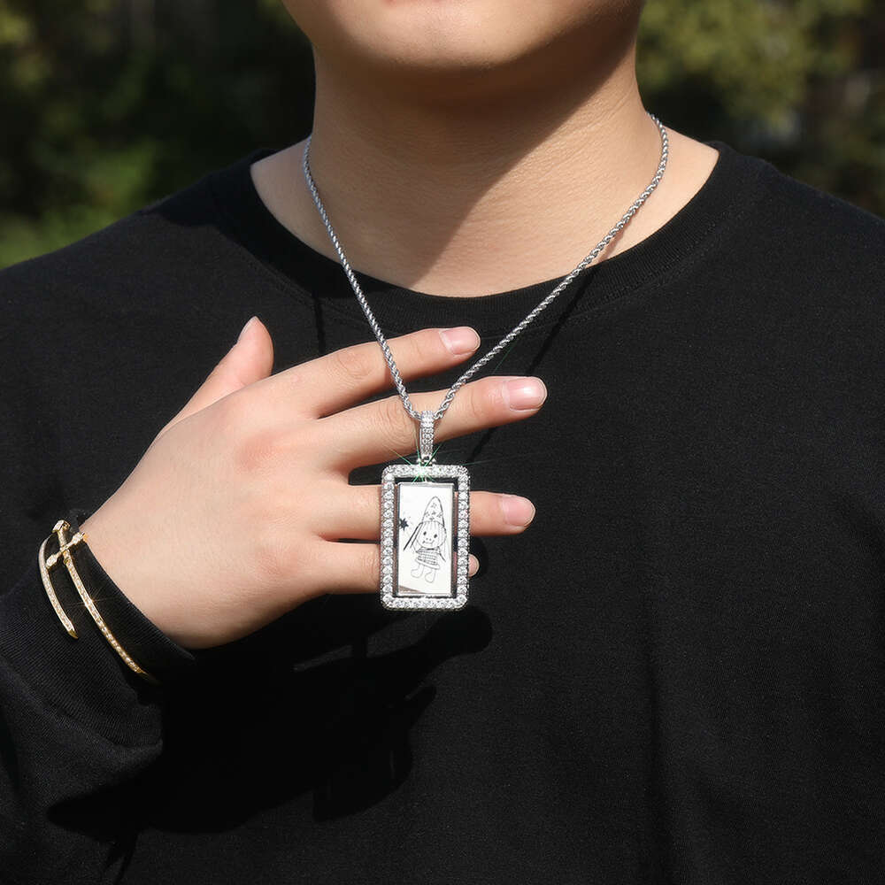 Top Quality Rotating Custom Photo Square Frame Pendant Necklace Hip Hop Full Iced Out Cubic Zirconia Fashion Personalized Diy Picture Couple Jewelry G