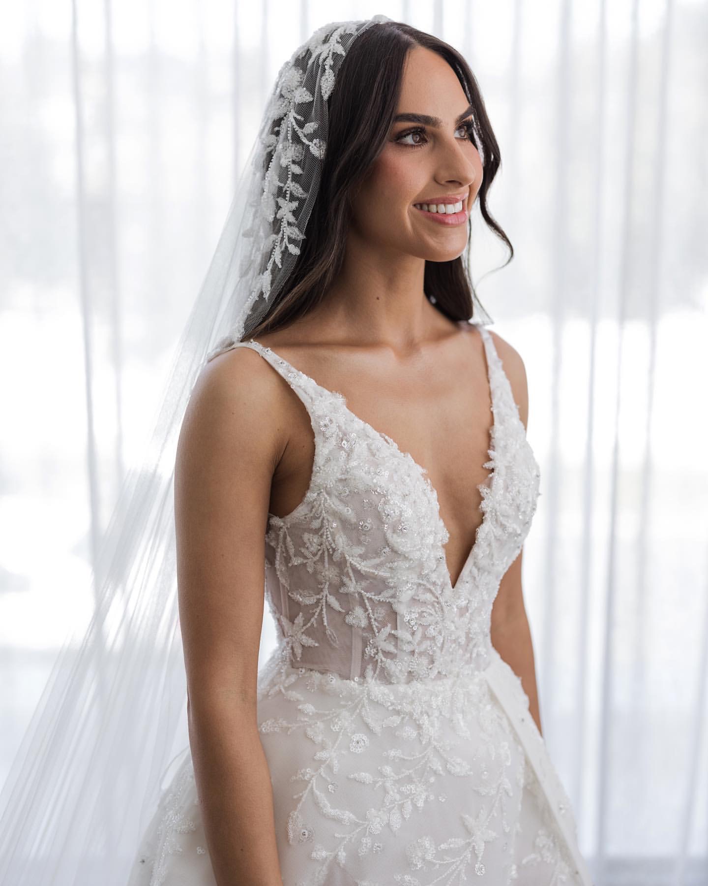 Boho A Line Dress For Bride V Neck Sequins Fulllace Wedding Dresses Bridal Gowns Vestidos Novia Thigh Split Backless Country Robe De Mariage 0515