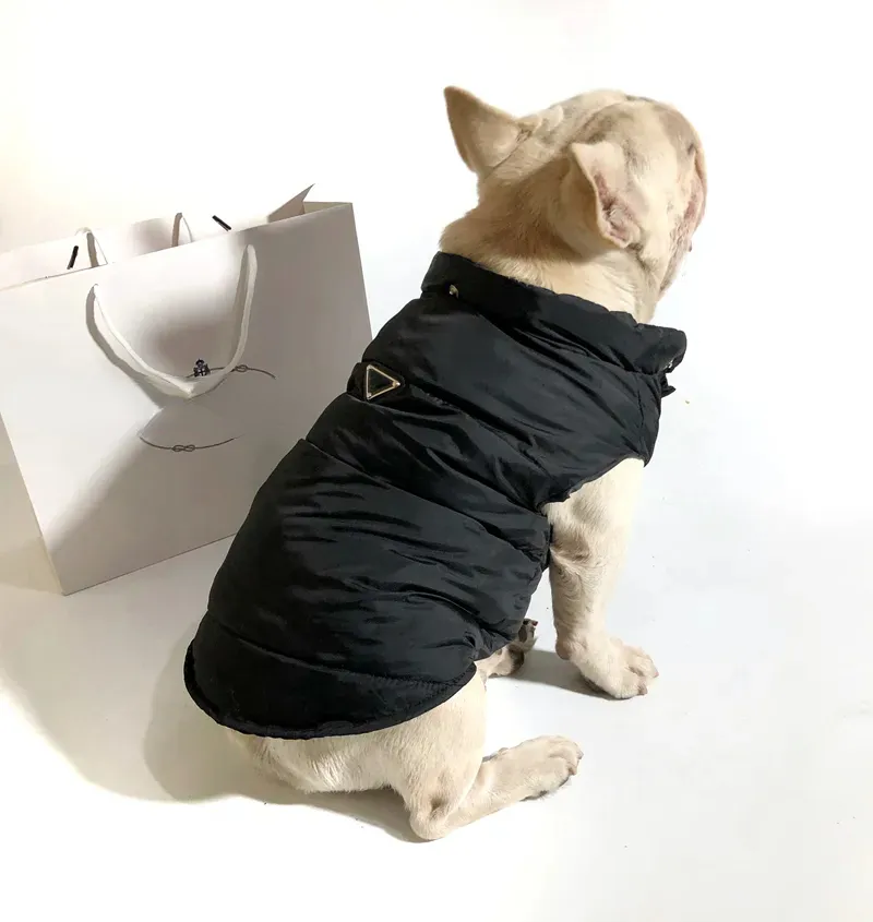 New designer dog clothes winter coat warm dog clothes windproof pet vest cold weather puppy coat with hat small medium large bulldog Schnauzer wholesale 7f1