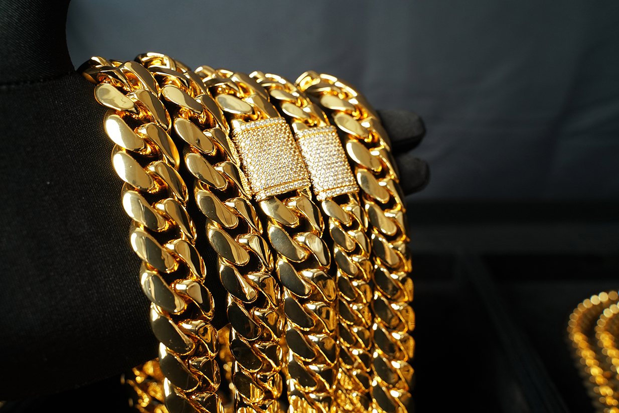 Wholesale Designer Jewelry Moissanite dias Choker Custom Link Gold 20mm Miami Cuban Chain Necklace For Women Men