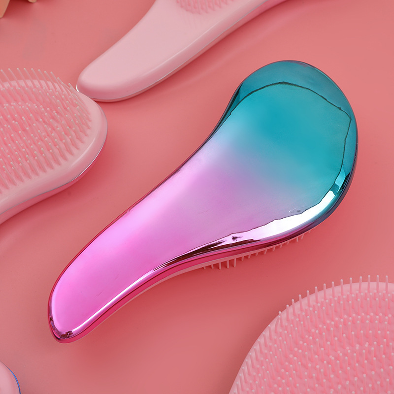 Trendy Gradient-Colored Hairbrush - Durable and Lightweight Beauty Accessory for Everyday Use