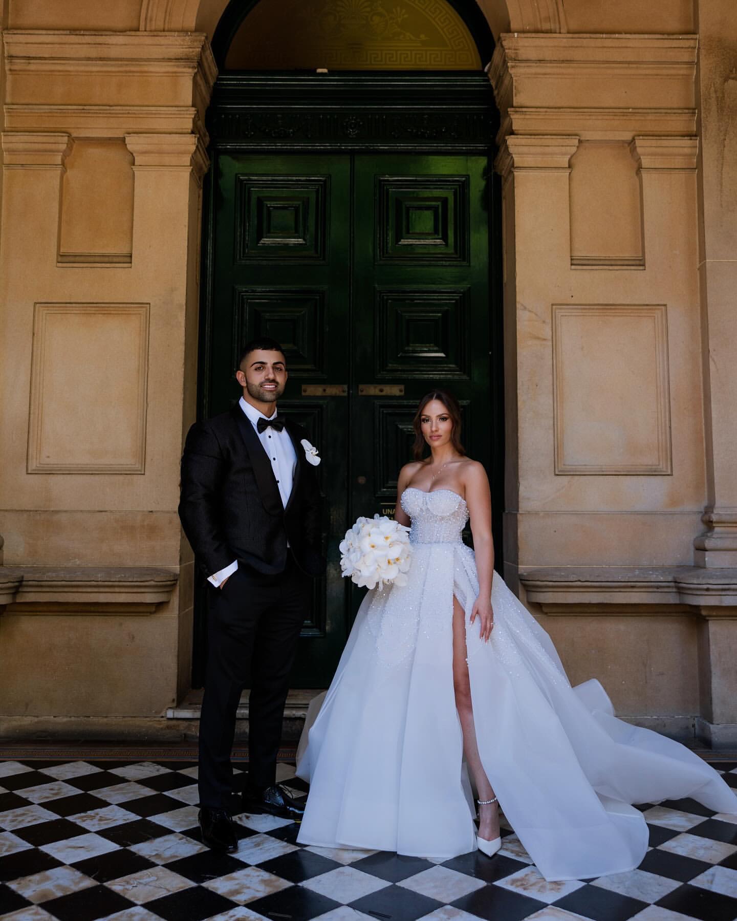 Boho A Line Dress For Bride Beaded Pearls Sweetheart Wedding Dresses Bridal Gowns Vestidos Novia Split Backless Country Robe De Mariage 0515