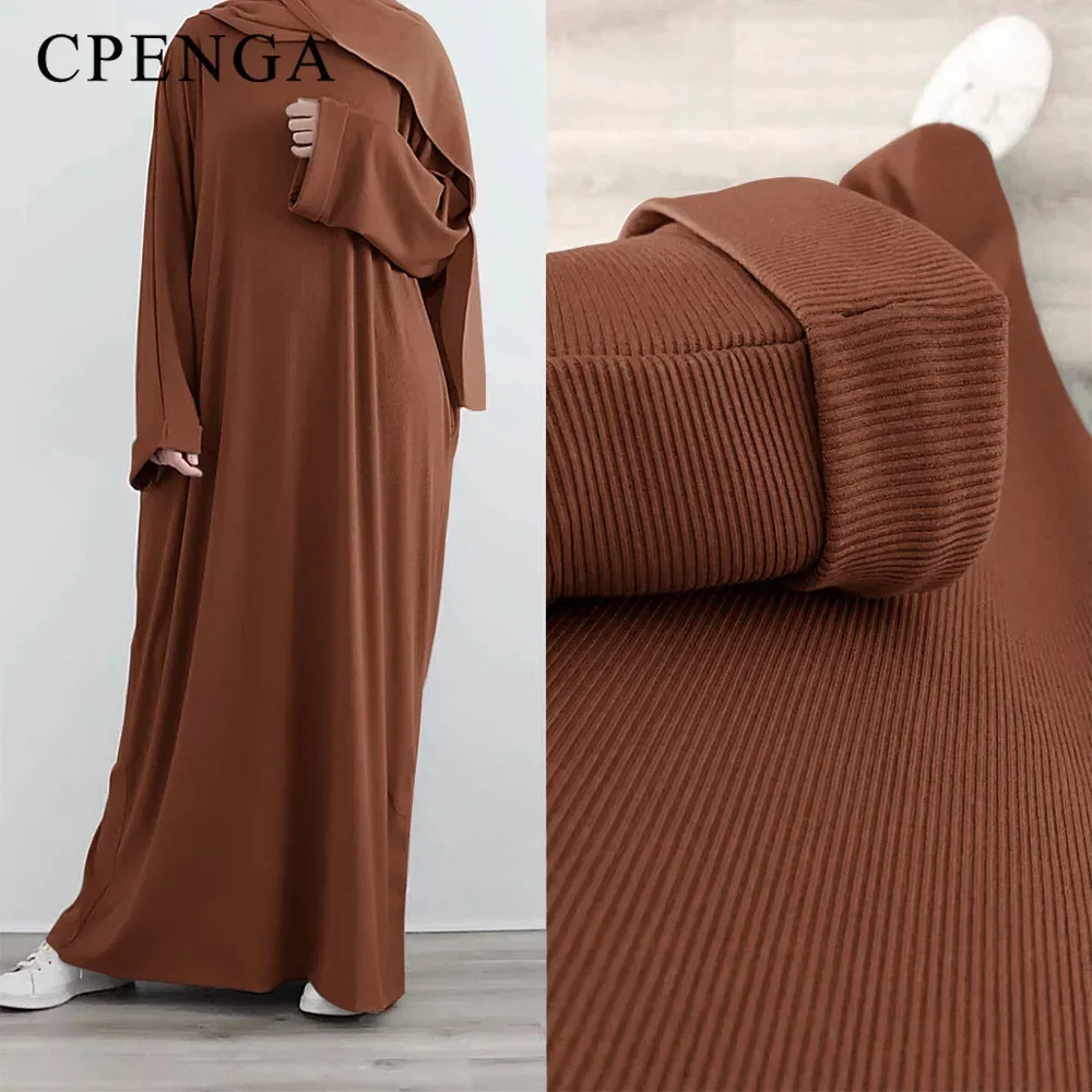 Autumn Winter Knitted Dress Muslim Womens Abaya Women Arab Modest Dress Warm Long Gown Islamic Clothing 241111