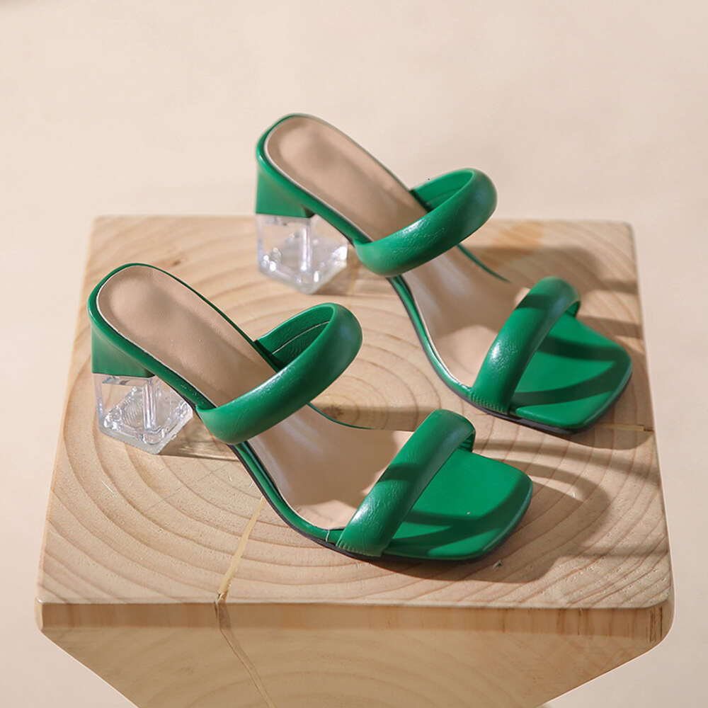 2024 Spring/summer New Crystal for Women's Casual Square Head with Heels, Fashionable and Sweet Thick Heel Slippers ddmythur