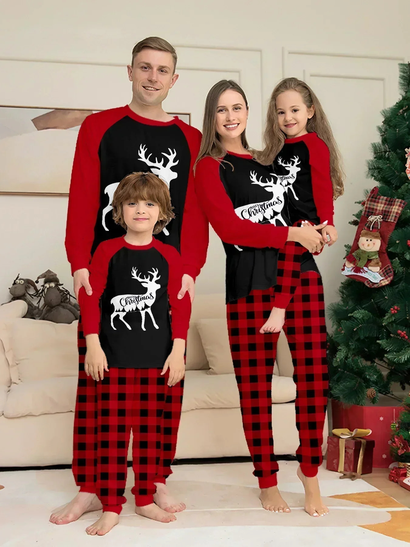 Merry Christmas Matching Pajamas Set Cartoon Print Women Men Boys Girls 2 Pieces Suit Baby Dog Romper Xmas Family Look 241112
