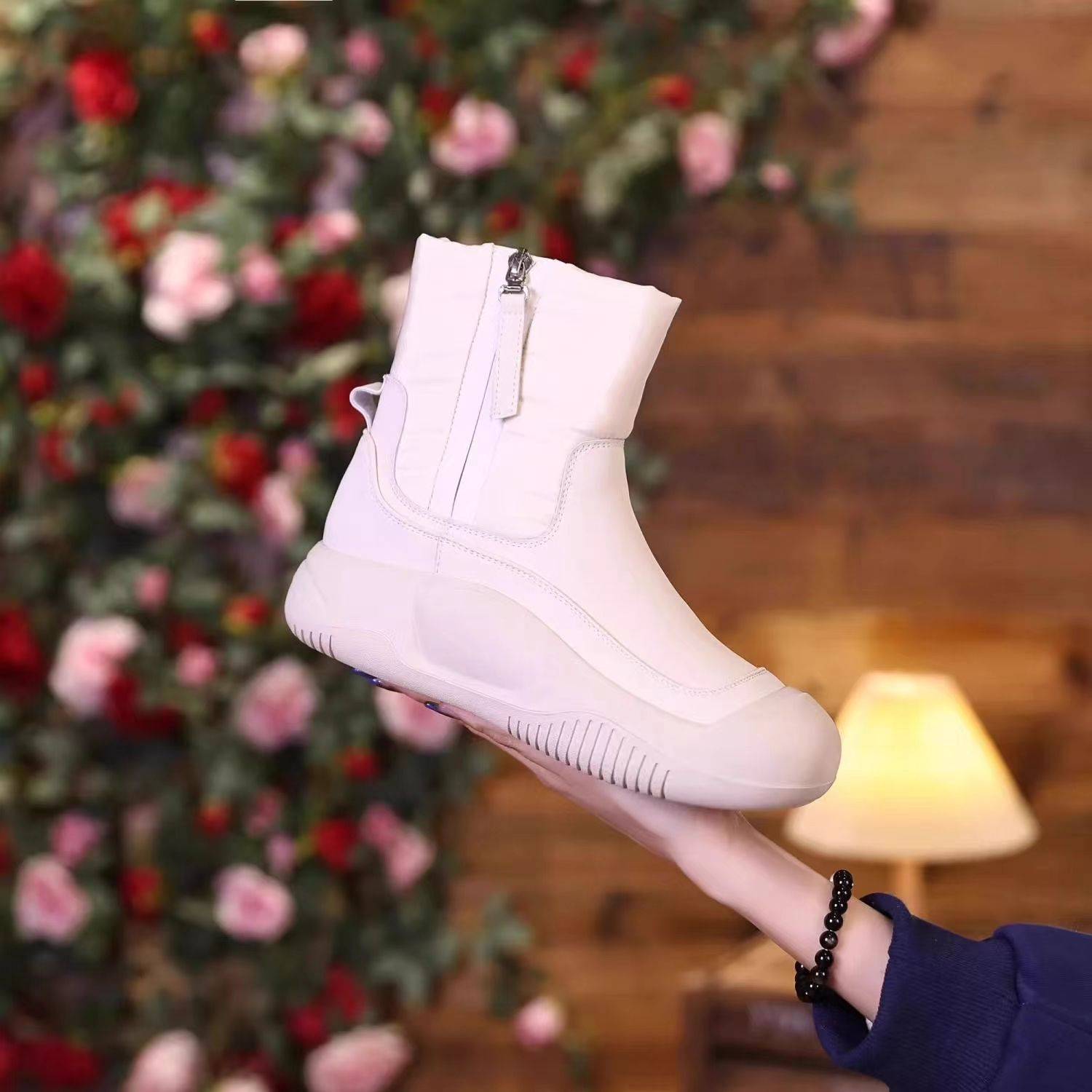 Snow for women 2024 new cotton winter with plush thickened women's hot shoes thick sole anti slip and warm Martin boots