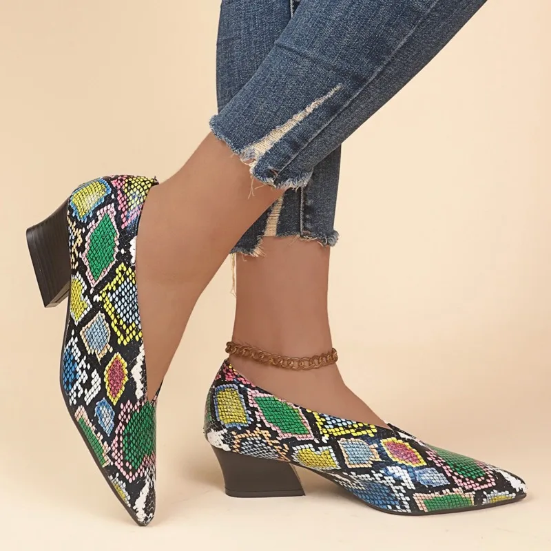 Women's Pumps 2024 Fall Spring Autumn Slope Heel Pointed Toe V Mouthc Single Black 4cm Serpentine Middle Heel Retro Granny Shoes