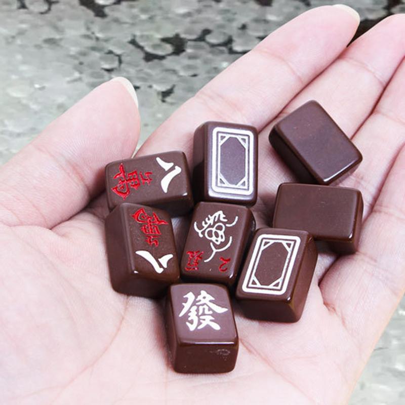 New Small Chinese Mahjong Set Portable Mini Mahjong Board Game Set Travel Mahjong Multiplayer Play Game For Holiday Party