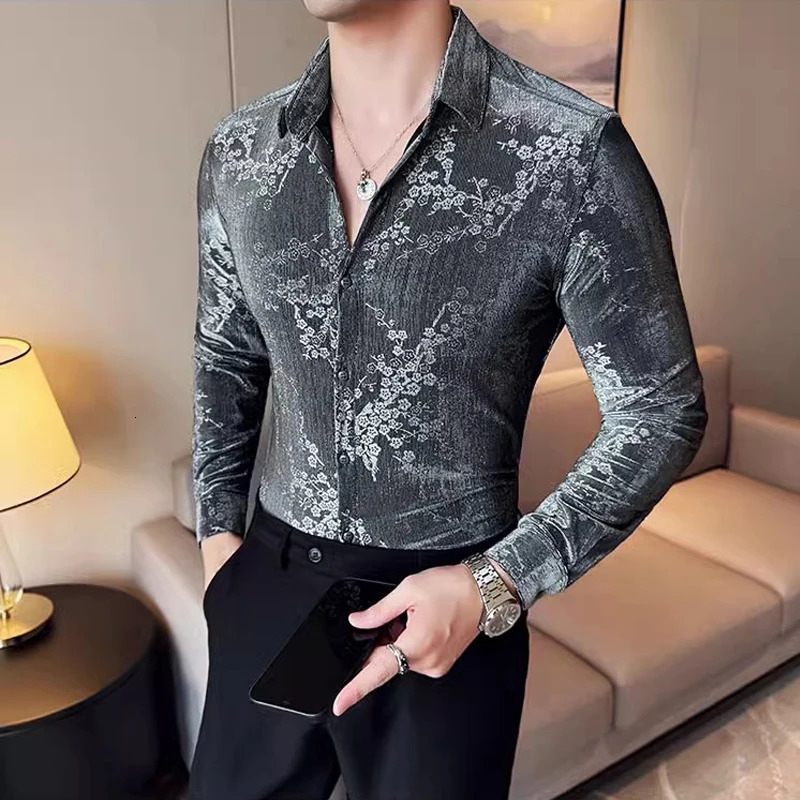 Retro velvet shirt mens autumn and winter floral jacquard ultra-thin long sleeved mens tailcoat shirt and elegant mens social shirt 4XL 241113