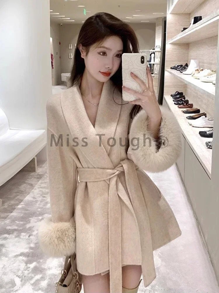 Elegant Winter Wool Coat For Women: Patchwork Vintage Warm Overcoat With Pockets