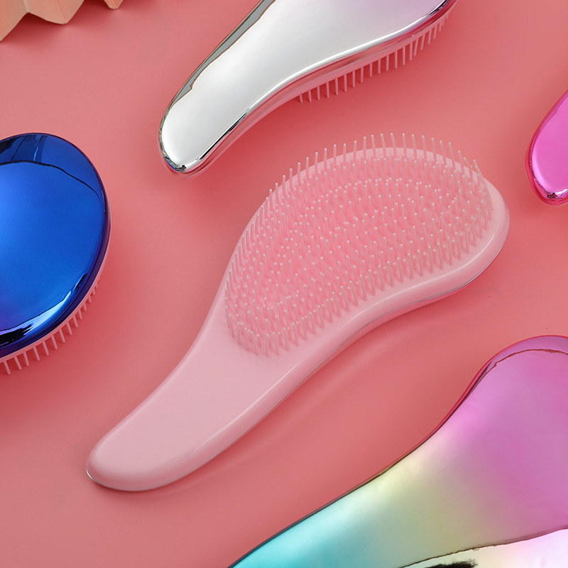 Trendy Gradient-Colored Hairbrush - Durable and Lightweight Beauty Accessory for Everyday Use