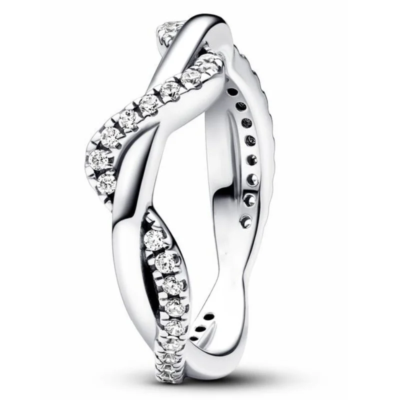 The New 925 Sterling Silver Gold Love Rings For women Black Heart -shaped Ring Is Suitable for Women's Jewelry Fashion Accessories Free Delivery