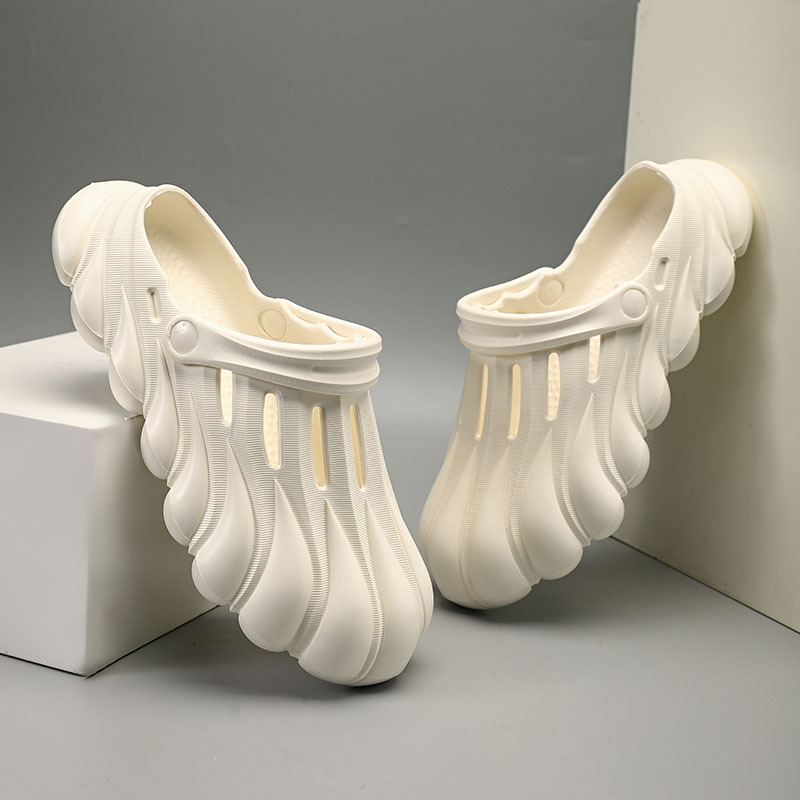 Litfun Casual Men's Slippers Summer Breathable Hollow Hole Shoes Flat Sandals EVA Outdoor Beach Cloud Slippers Home Bath Slides