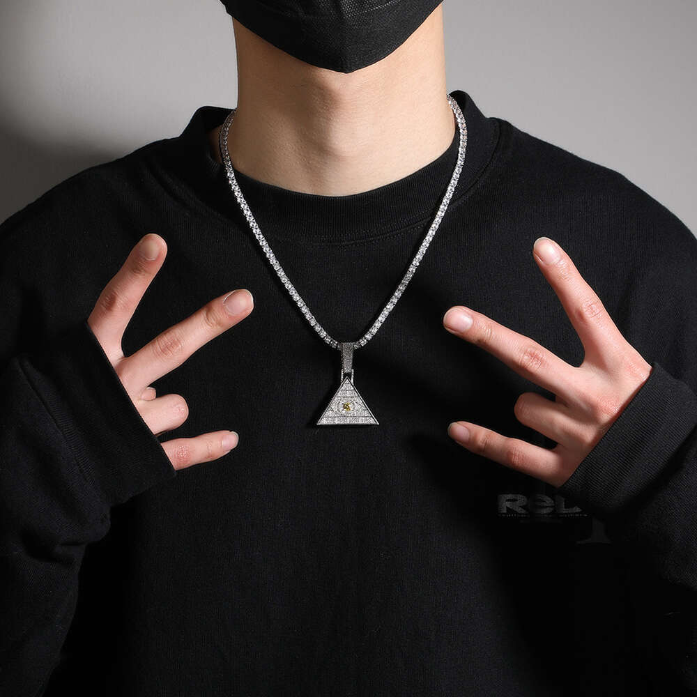 Top Quality Punk New Pyramid Evil Eye Pendant Personalized Necklace for Men Iced Out Cubic Zirconia Hip Hop Fashion Bling Full Cz Stone Gemstone Rappe