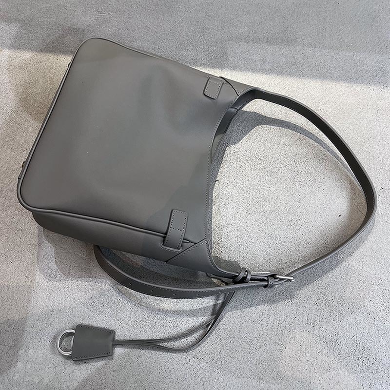 Top Layer Cowhide Underarm Design Women's Shoulder Bag Solid Color Handbag Genuine Leather Latest Style Genuine Leather
