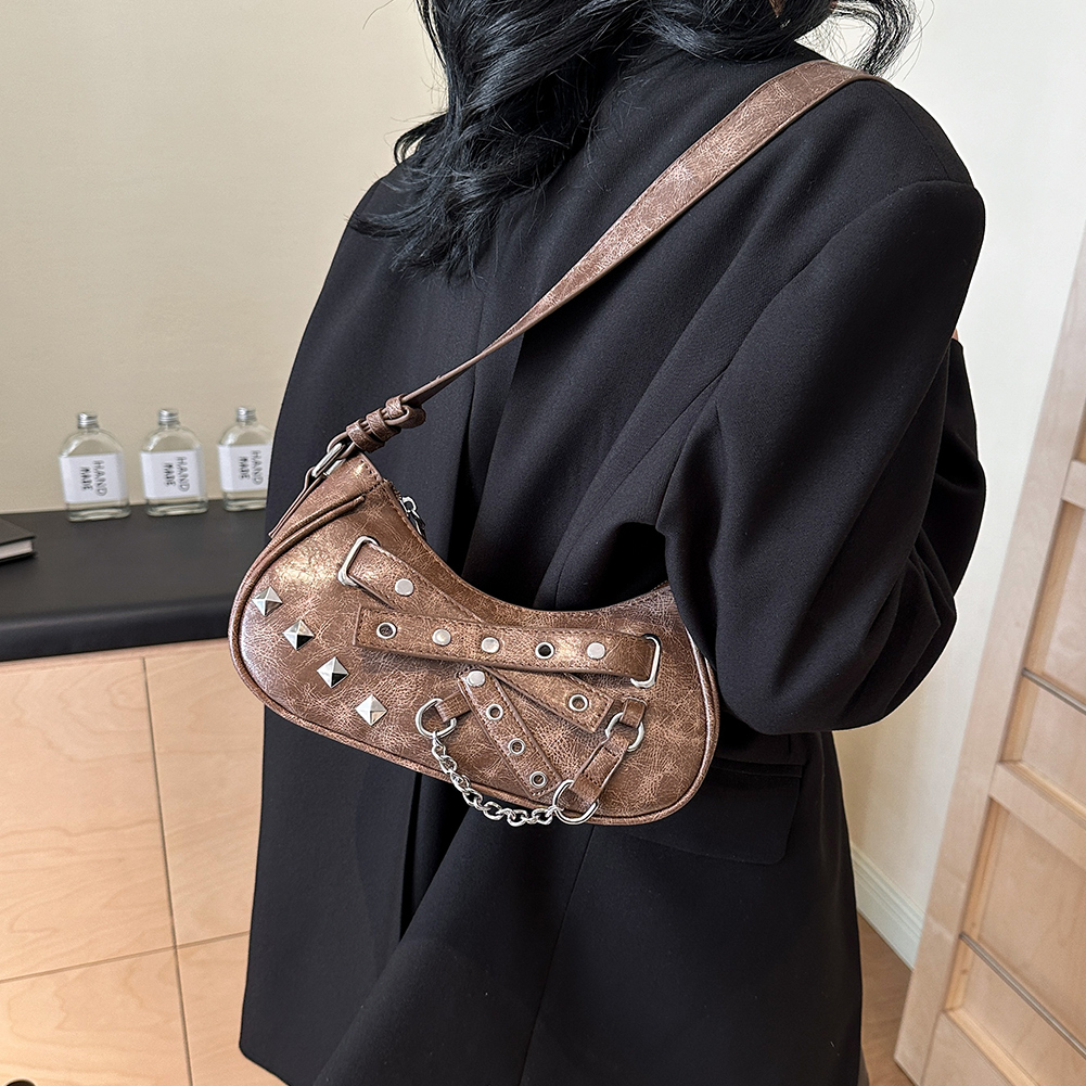 Women Vintage Shoulder Bag PU Leather Luxury Chain Handbag Cool Girl Underarm Bag Girls Outdoor Daily Bag