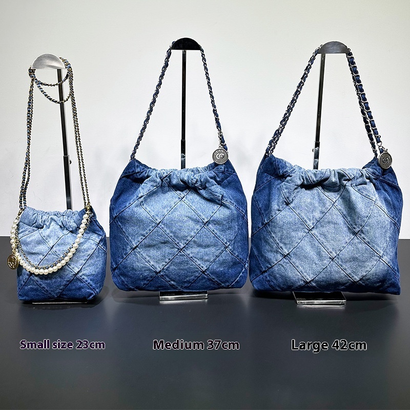 Small Fragrant Wind Gradient Water Wash Denim Blue Garbage Capacity Diamond Grid Chain Tote One Shoulder Large Shopping Bag