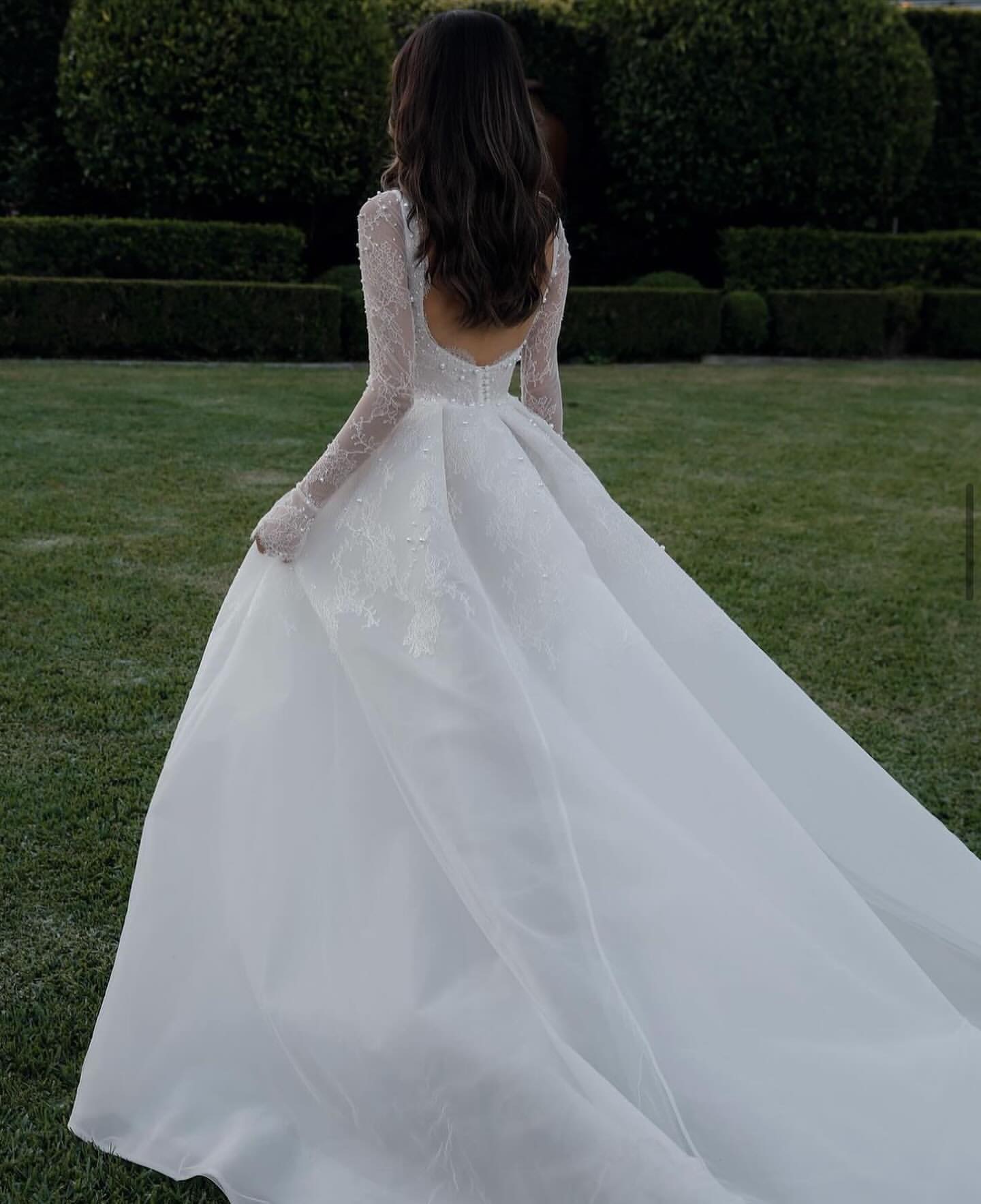 A E Dress For Bride Lace Long Sleeves Pearls Wedding Dresses Bridal Gowns Vestidos Novia Backless Country Robe De Mariage Bc19346 0219