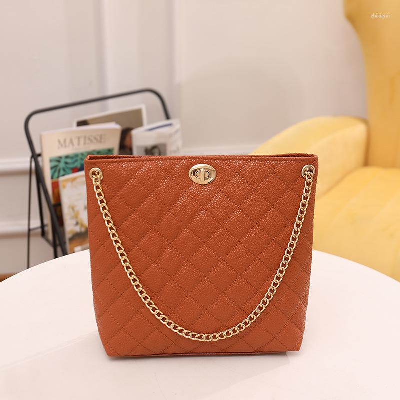 2025 NEW Drawstring Foreign Trade Fashion Lock Handbag Fresh Sweet Women's Bag Tote Shoulder Crossbody zhanyishengli