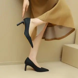 New Soft Leather Solid Candy Color Single Women's Simple New Pointed Toe Comfortable High-heeled Shoes Women e174