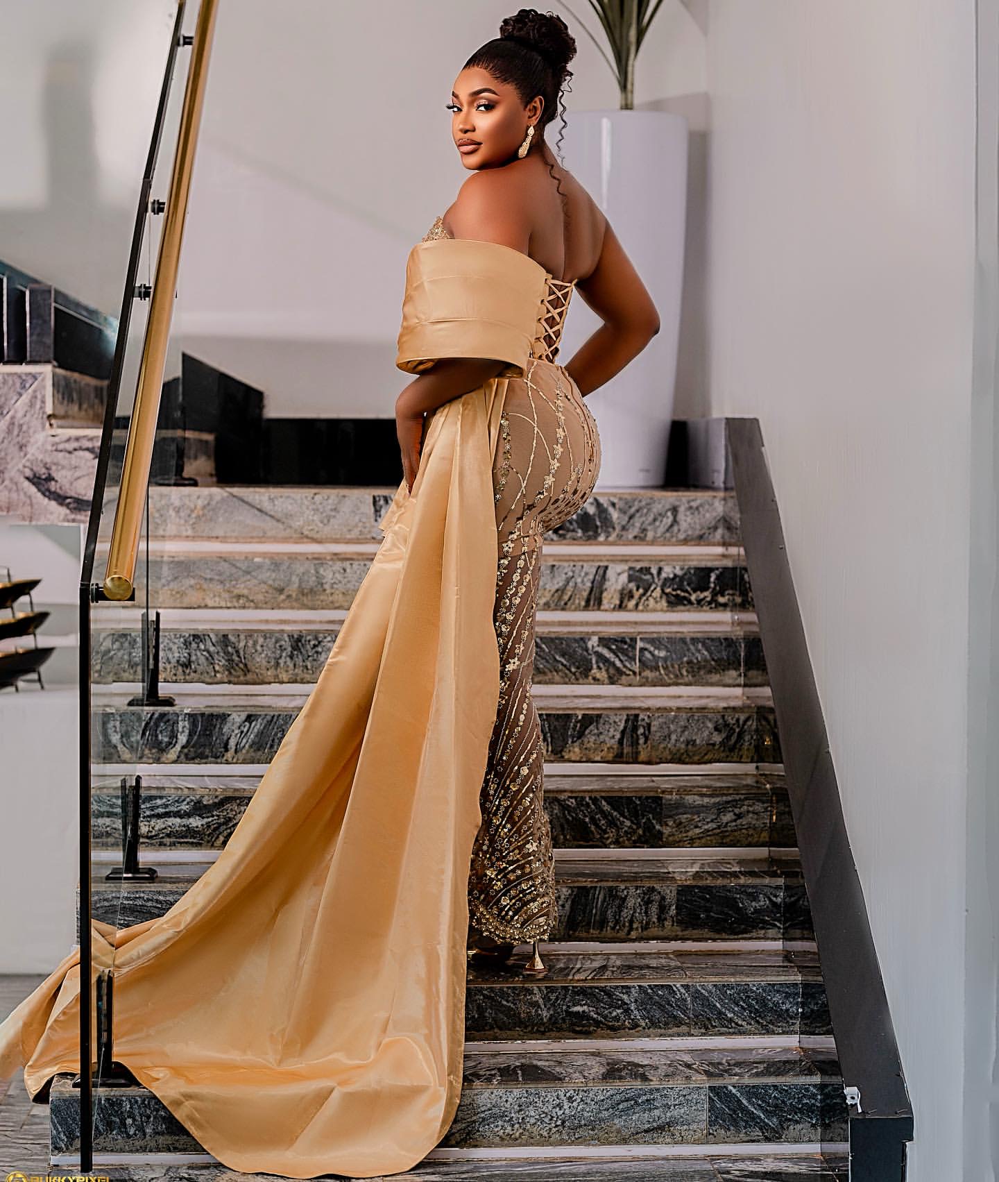 2024 Plus Size Gold Illusion Mermaid Prom Dresses For Special Occasions Sequined Lace Satin Bow Evening Party Birthday Gowns Dress For Women Vestidos 