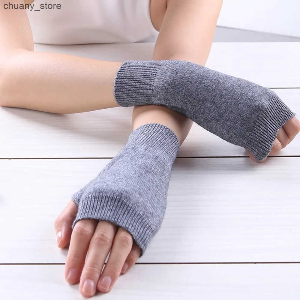 Fingerless Gloves Mink Cashmere Gloves Autumn Winter Women Girl Gloves Fingerless Warm Knitted Wool Mitten Wrist Length Thumb Hole Mitts Fashion L2409