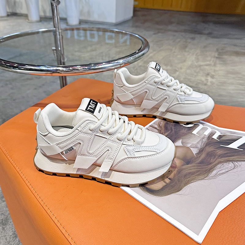 2024 free shipping shoes designer womens running shoes athleisure breathable comfortable triple black sneakers mens trainers size eur35-40