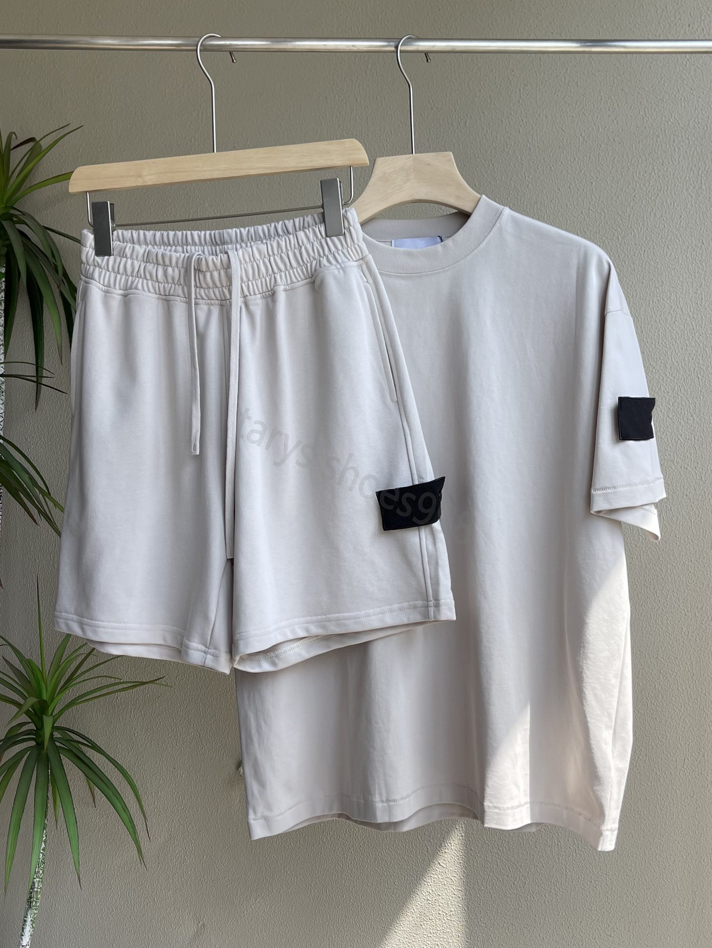 Mens stones shirts designer Islands T shirt 100% cotton compass armband short sleeve sunmer breathable loose tops shorts islands short sleeve us