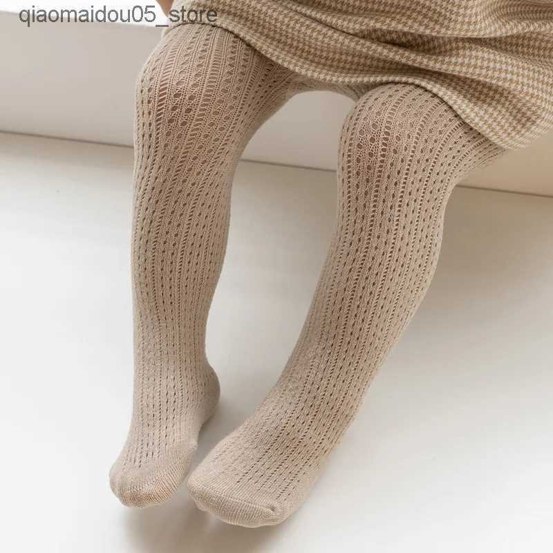 Kids Socks Spanish style baby tight fitting jumpsuit with hollow stockings suitable for childrens summer mesh girl pantyhose Q240413