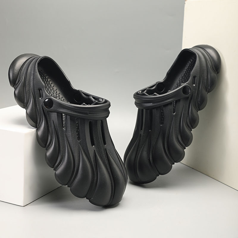 Litfun Casual Men's Slippers Summer Breathable Hollow Hole Shoes Flat Sandals EVA Outdoor Beach Cloud Slippers Home Bath Slides