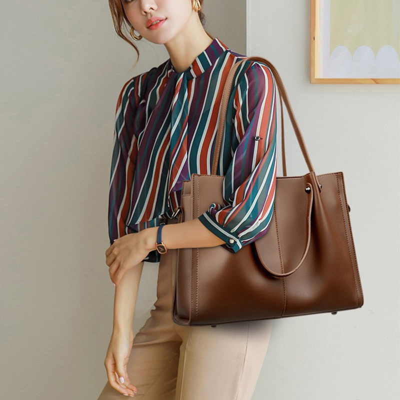 Single-Color Women's Crossover Tote: Spacious & Versatile 2024 Carryall Bag