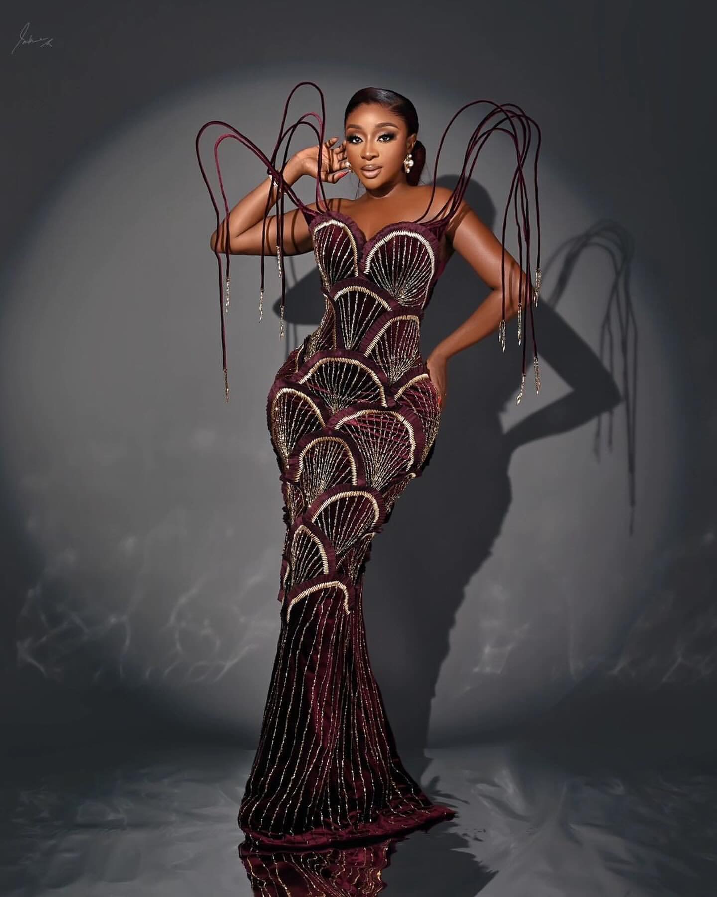 2024 Plus Size Burgundy Mermaid Prom Dresses For Special Occasions Beaded Embroidery Stylish Velvet Evening Party Birthday Gowns Dress For Women Vesti