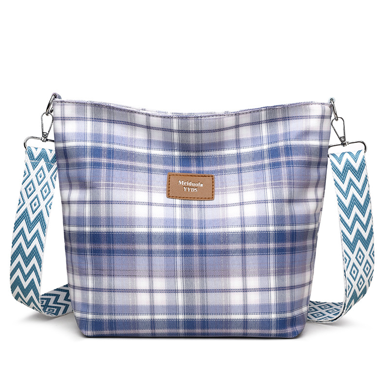 2025S Designer Fashion Shoulder Bags Plaid Pattern Zipper Closure Polyester Ed Clutch Purse Messenger Handbags