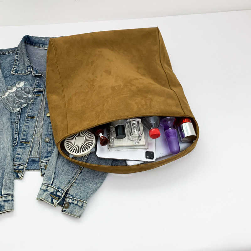 2024 New Large Capacity Korean Underarm Shoulder Bag Suede Tote Bag Casual Versatile Work Commuter Bag For Women 241113