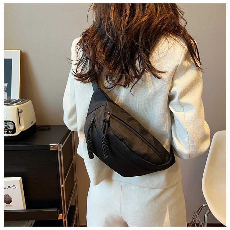 Mobile waist bag, simple trendy brand men's chest bag, lightweight single shoulder small backpack, women's casual sports crossbody bag