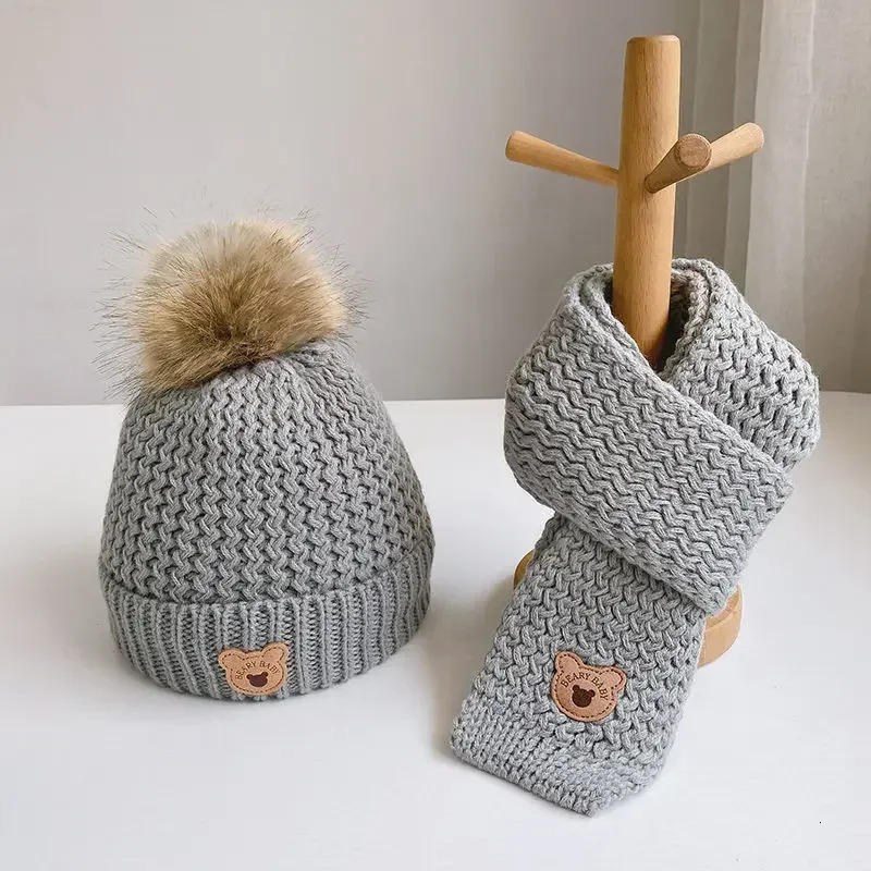 Warm Knitted Young Kids Beanie Scarf Set for Boy Girl Cute Cartoon Bear Crochet Bonnet for Toddler Autumn Winter Knitted Hat 241112