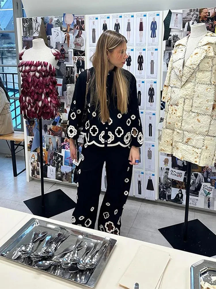 2024 Spring Chic Hook Flower Hollow Out Womens Lace Pants Set Retro Lapel Long Lantern Sleeve Shirt Suit Lady Elegant Outfit 240402