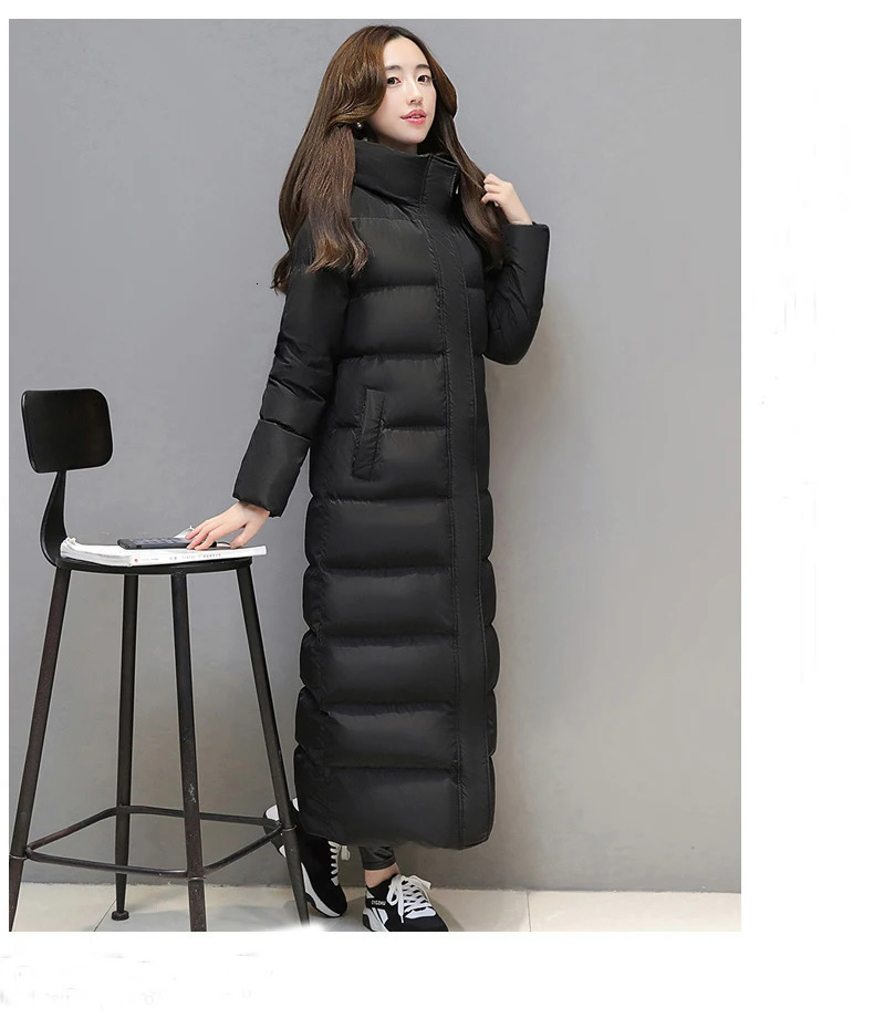 Womens ultra long down jacket winter apron thick coat black and red hooded zipper for warmth 241112